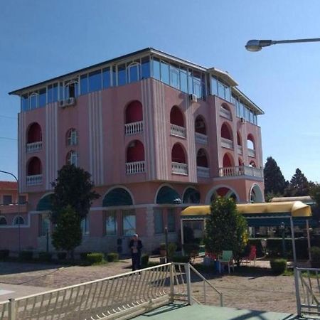 Hotel Meteor Shkodër Exterior foto